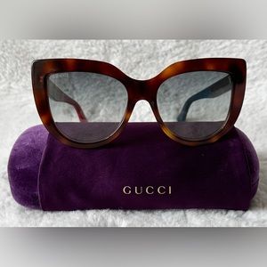 🔥HOST PICK🔥 PRICE DROP! NWOT GUCCI WOMENS CAT EYE SUNGLASSES